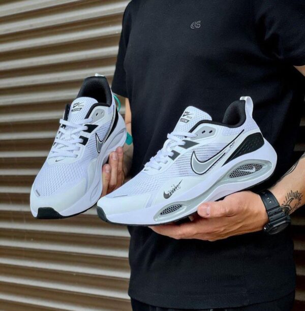 Front view of Nike Air Max Zoom Winflow V2 White Black Running Shoes for Men.