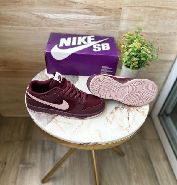 Front view of Nike SB Dunk Beetroot Crush sneaker