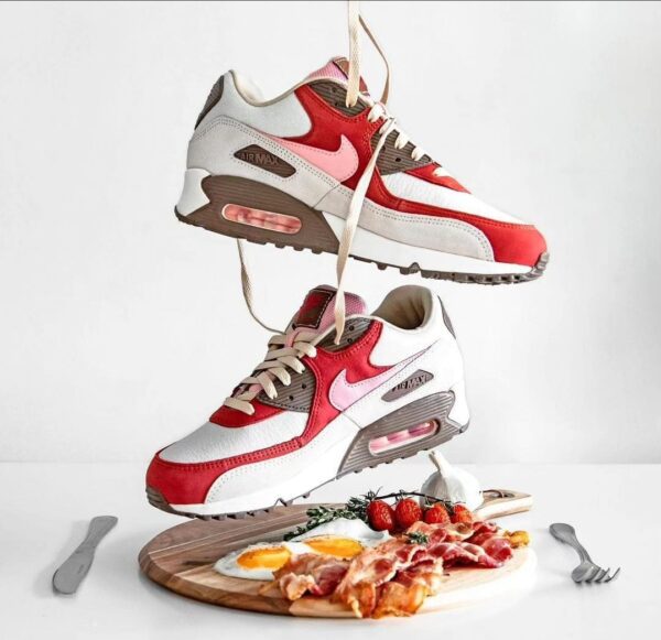 Nike Airmax 90 Bacon Front View