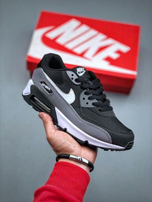 Nike-Airmax-90-Essential-Black-White.jpg